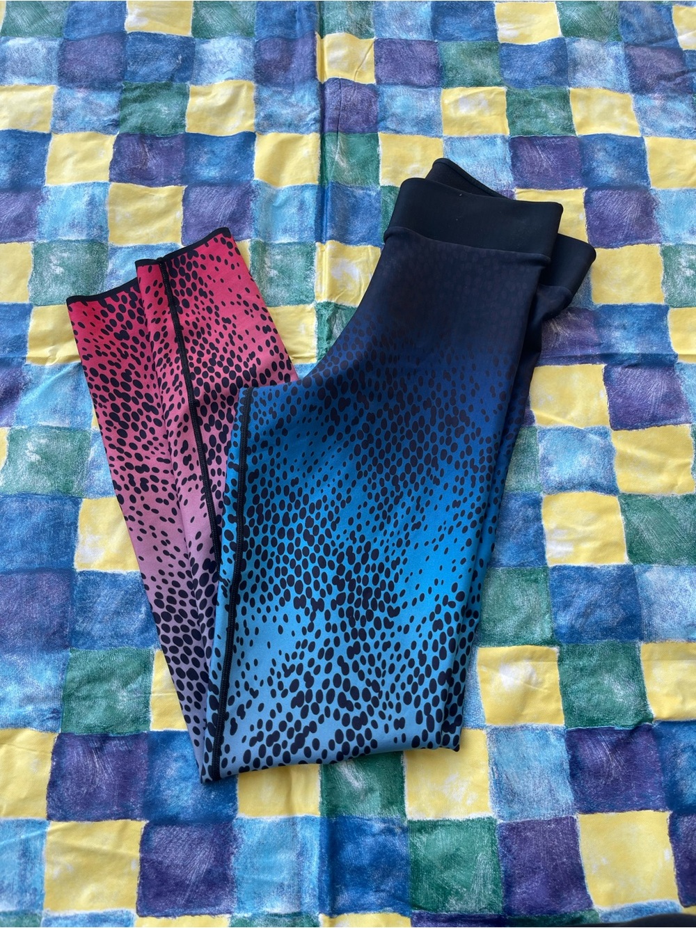 ultracor Gradient Animal-Spot Leggings in Blue & Pink